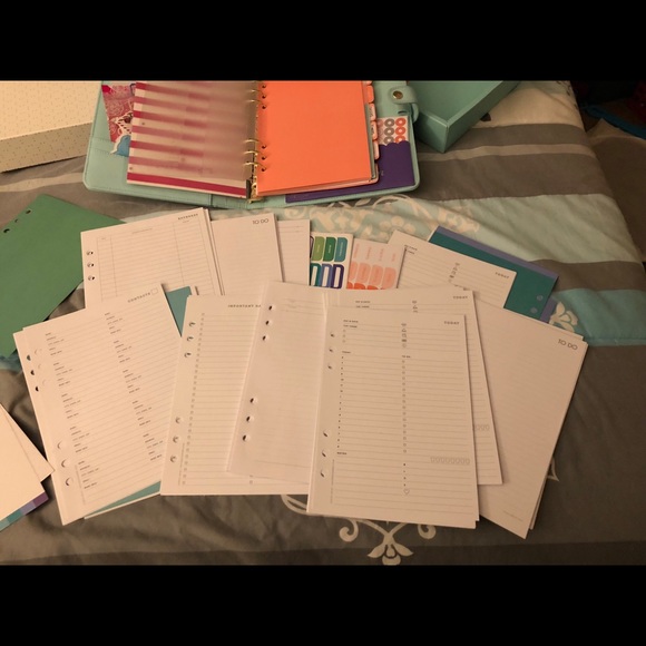 Large Kikki K planner in mint - Picture 4 of 8